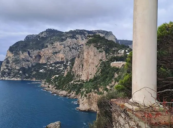 L'affresco Caprese Daire *